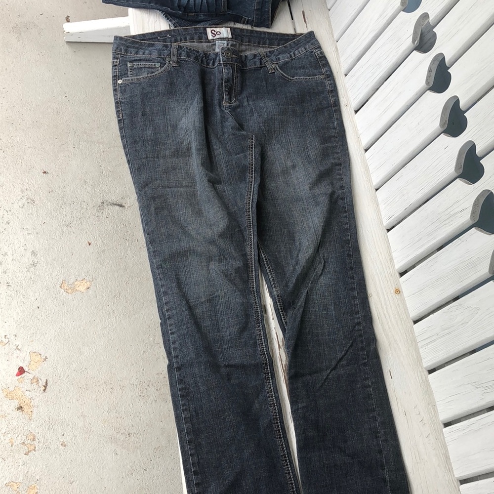 So straight leg size 17 average